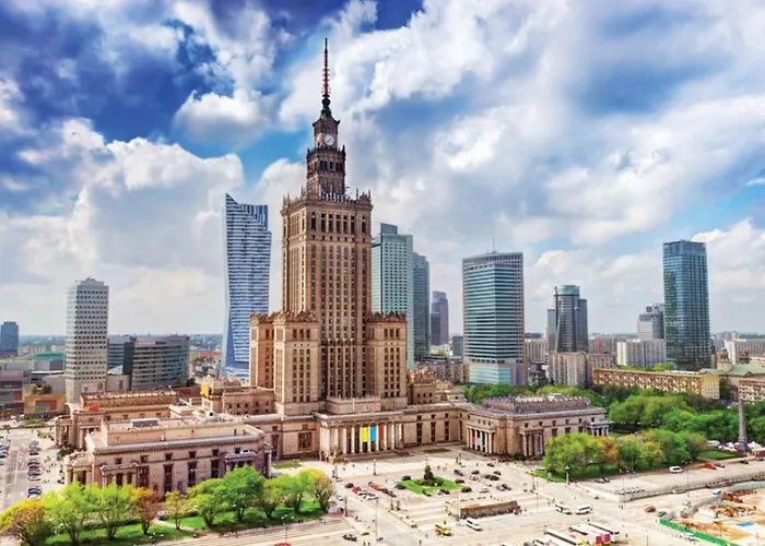 Clicktheflat Palace Of Culture Art Apartment